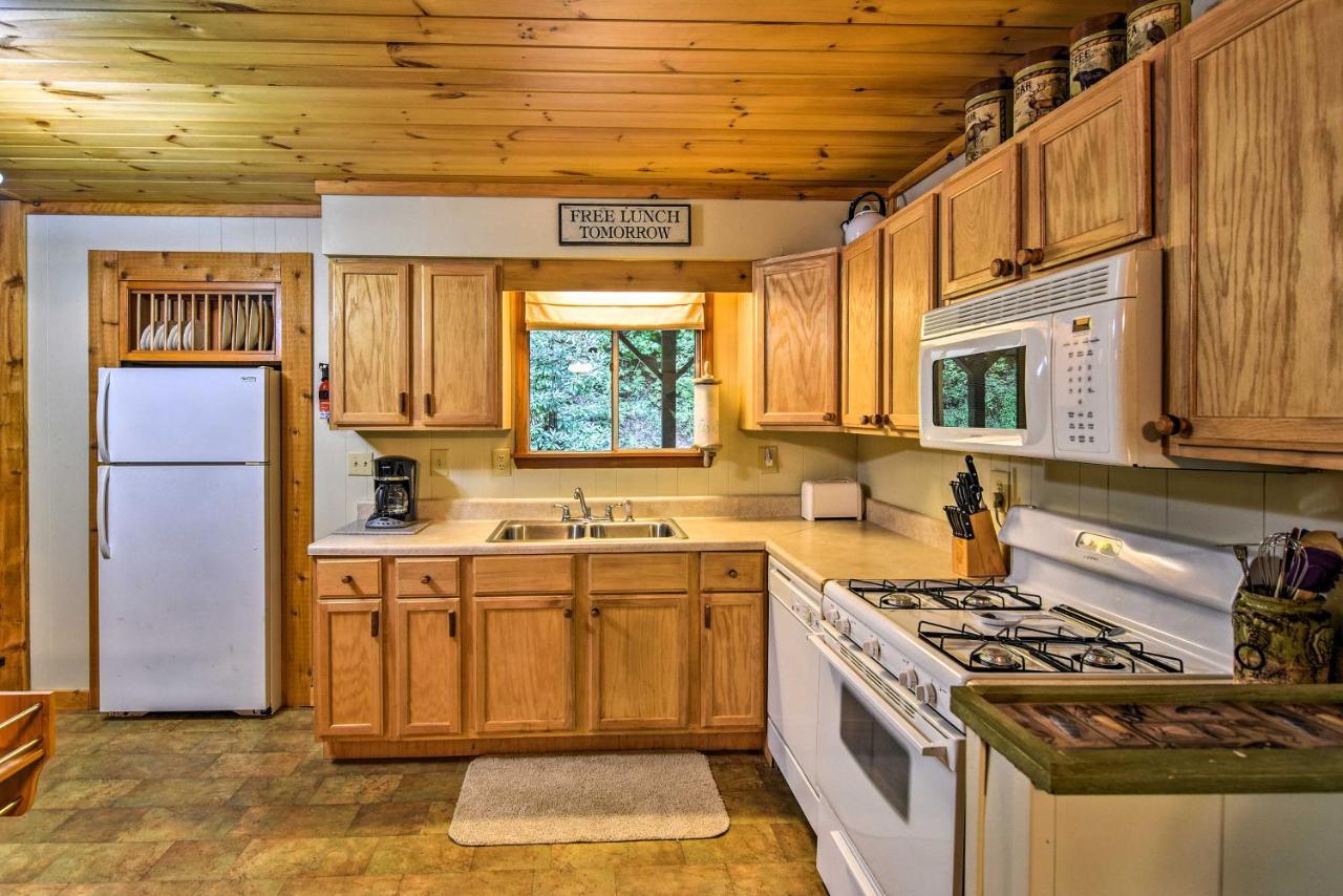 Robbinsville Cabin With Deck 3 Mi To Fontana Lake! Buitenkant foto