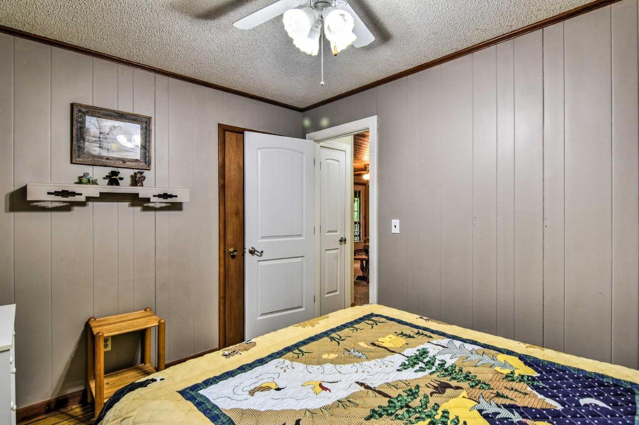 Robbinsville Cabin With Deck 3 Mi To Fontana Lake! Buitenkant foto